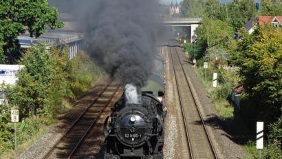 Bild: Dobmeier
Impressionen von der Fahrt mit einem historischen Zug der Fränkischen Museumseisenbahn durch die Oberpfalz.