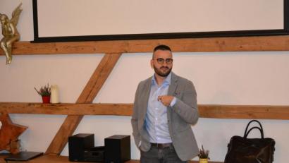 Bild: rti
Kurt Salman ermunterte beim "Innovationsfrühstück" in Waldeck, die Digitalisierung in allen Unternehmensbereichen beherzt voranzutreiben.