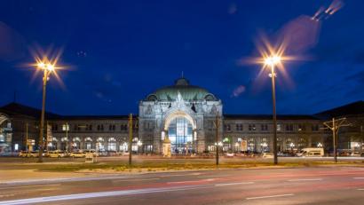 Archivbild: Daniel Karmann/dpa
Blick auf den Nürnberger Hauptbahnhof.