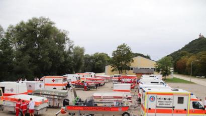 Bild: jma
Der Parkplatz reichte gerade aus für die 200 Einsatzkräfte