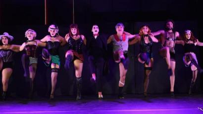 Bild: exb/Landestheater
Willkommen im "Cabaret".