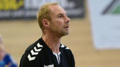Bild: mhs
Karl Söllner, Trainer der Handballerinnen der HSG Nabburg/Schwarzenfeld, warnt vor dem FC Mintraching/Neutraubling II.