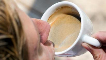 Bild: agentur_dpa
Kaffee gehört für viele einfach zum Alltag. Doch es gibt ganz außergewöhnliche Sorten, die sich nur die wenigsten Menschen leisten können.