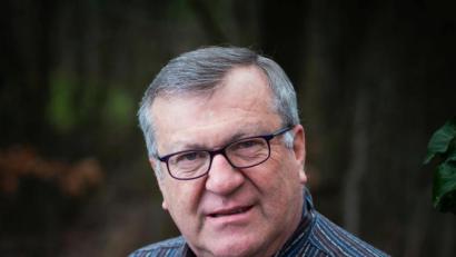 Bild: exb
Bereits seit seiner Jugendzeit befasst sich Werner Robl mit dem Arzberger Heimat- und Mundartdichter Otto Schemm. Einige seiner Hauptfiguren lässt der Stiftländer im Waldershofer Leseclub lebendig werden.