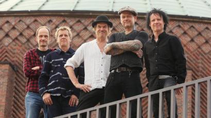 Bild: David Young
Die Düsseldorfer Punkband Die Toten Hosen mit Campino (mit Hut) ist noch gut dabei. Foto: David Young/dpa