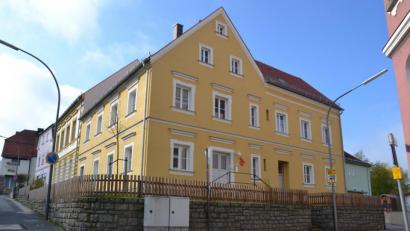 Bild: dob
Die Tat trug sich in einem Mehrfamilienhaus in Vohenstrauß zu.