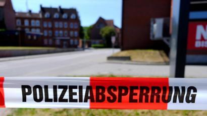 Bild: Frank Molter/dpa
In Neutraubling haben Bauarbeiter eine Fliegerbombe aus dem Zweiten Weltkrieg gefunden.