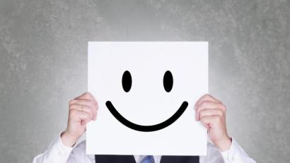 Bild: fotos4u – stock.adobe.com
Durch Gejammer wird kein einziges Problem gelöst. Es führt nur zu schlechter Laune und noch mehr Unzufriedenheit, schadet auf Dauer nicht nur unserer körperlichen Gesundheit, sondern auch unserer Seele.