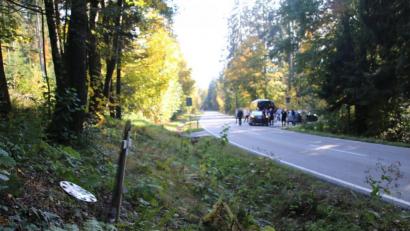 Bild: jrh
Begehung der Unfallstelle, an der ein 38-jähriger Familienvater sein Leben verlor.