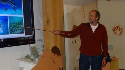 Bild: hka
Über die großen Eiszeiten der Erde und ihre Ursachen spricht im Stadtmuseum Diplom-Geologe Eckhard Mönnig vom Naturkunde-Museum in Coburg.