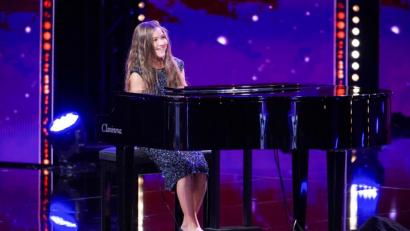 Bild: TVNOW / Stefan Gregorowius
Daumen drücken für Dascha: Mit "Claire du Lune" will die Zwölfjährige bei RTLs "Supertalent" Dieter Bohlen und Co überzeugen. Das Lied spielte sie auch bei den Wurzer Sommerkonzerten.