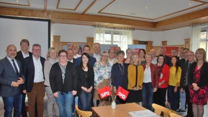 Bild: gsp
Nominierungsversammlung für die Kreistagswahl: Die SPD-Kandidaten für die Listenplätze 1 bis 30. 	Bild: gsp