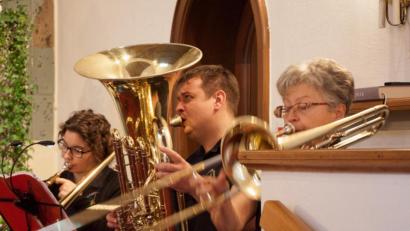 Bild: wgw
Der Posaunenchor überzeugt mit Klangfülle und vielseitigem Repertoire.
