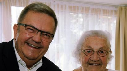 Bild: gf
Bürgermeister Martin Preuß und Edeltraud Nixdorf