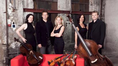 Bild: exb
„Strings on Fire“ gastieren am 26. Januar unter dem Motto „Jazz oder Nie“ in der Aula des Waldsassener Klosters und eröffnen die Saison mit Jazz – und anderen Überraschungen.