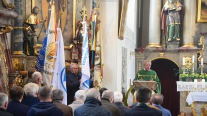 Bild: bey
Domvikar Monsignore Harald Scharf predigt im Festgottesdienst vor der Jahreshauptversammlung der Katholischen Männer- und Vätergemeinschaften der Diözese Regensburg.