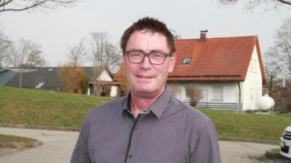 Bild: Hans Prem (prh)
Wolfgang Schwarz, der Vorsitzende der DJK Neustadt und Sportreferent der Stadt Neustadt, hat seit einem Jahr auch beim Stadtverband für Leibesübungen das Steuer in den Händen.
