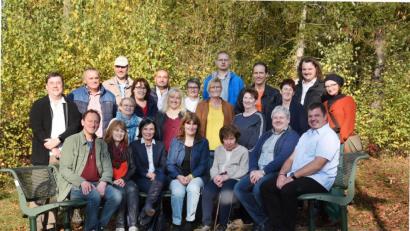 Bild: Geli&#039;s Fotostudio
Die Teilnehmer des Klassentreffens im Sibyllenbad-Kurpark.