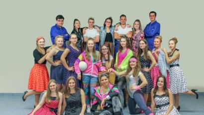 Bild: fjo
Erinnerungen an die Jugendjahre früherer Generationen weckt eine muntere Truppe mit der heute beginnenden närrischen Zeit in Waidhaus.