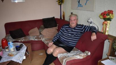 Bild: lue
Julius Putz aus Wildenreuth trägt seit knapp acht Jahren auch Frauenkleidung und -schuhe.