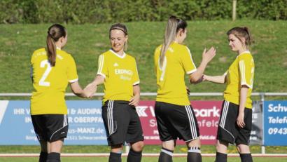 Bild: Harmsen/exb
Die Schwarzenfelder Frauen haben beste Aussichten auf den Aufstieg in die BOL. Zur Winterpause sind sie in der Bezirksliga Nord Spitzenreiter.