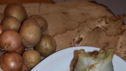 Bild:  Schiffer
Für die Füllung der Knollen wählt OWZ-Küchenchef Michael Schiffer entweder Wild-Hackfleisch oder Schwein, gemischt mit Rind.