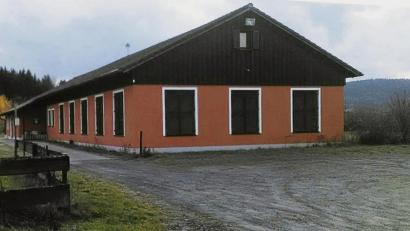 Bild: ld
Die Idee für einen Waldkindergarten ist nicht neu, aber nach wie vor ungewöhnlich. In Brand könnte der Pädagogik in der freien Natur möglicherweise bald nichts mehr entgegenstehen. Auf einem Grundstück der Forst Ebnath AG in der Nähe des Sportheims könnte das Vorhaben relativ rasch realisiert werden.