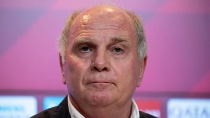 Bild: Sven Hoppe
Am Freitag wurde Uli Hoeneß als Präsident des FC Bayern verabschiedet.