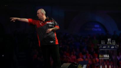 Bild: Steven Paston
Phil Taylor, einer der weltbesten Dartsspieler kommt 2020 nach Weiden.
