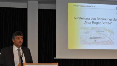Bild: rgr
Ein Punkt in der Bürgerversammlung war der bebeauungsplan für die Max-Reger-Straße.