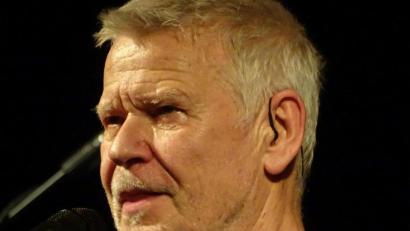 Bild: Wolfgang Houschka
„Come On And Sing“ und „Zip-A-Dee-Doo-Dah“ sind Vergangenheit. Der einstige Rattles-Frontmann Achim Reichel (75) hat den Beat vergangener Tage mit einem eigenen und ganz persönlichen Sound gewechselt. Eines aber ist geblieben: Lange Ovationen des Publikums.