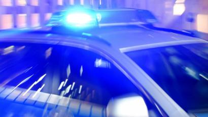 Symbolbild: Carsten Rehder/dpa
Ein 15-Jährige hatte sich den SUV der Eltern "ausgeliehen".