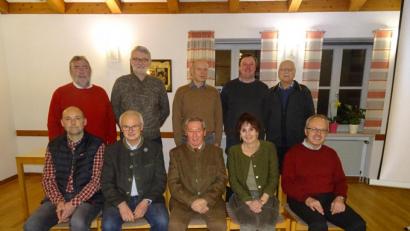 Bild: hm
Im Bild die neu gewählte Vorstandschaft mit 2.. Bürgermeisterin Dr. Johanna Mertins (2. von Rechts) und Vorsitzendem Peter Egerer (3. von rechts)