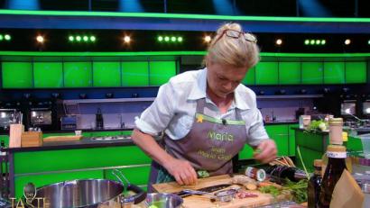 Bild: SAT.1
Maria Frank aus Pullenreuth ist im Halbfinale bei "The Taste". Auf ihrer Schürze trägt sie ihren ersten goldenen Stern. Ob die Hobbyköchin in das Finale einzieht ist am Mittwoch um 20.15 Uhr in Sat.1 zu sehen.