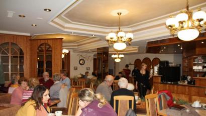 Bild: frd
Die Räume des Café Weigl präsentieren sich zum Jubiläum frisch renoviert.