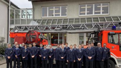 Bild: exb
Die Feuerwehrleute haben die Grundausbildung erfolgreich absolviert.