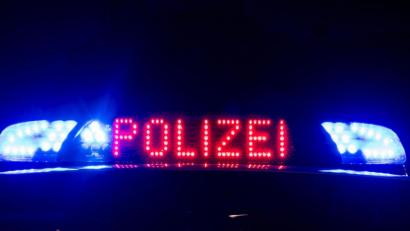 Symbolbild: Monika Skolimowska/dpa
In der Nacht zu Donnerstag wurde die Bundespolizei auf der A 6 auf zwei gesuchte Männer aufmerksam. Zwei Staatsanwaltschaften hatten sie zur Fahndung ausgeschrieben.