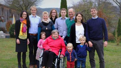 Bild: twi
Eva Horn feierte im Kreis ihrer Familie den 90. Geburtstag