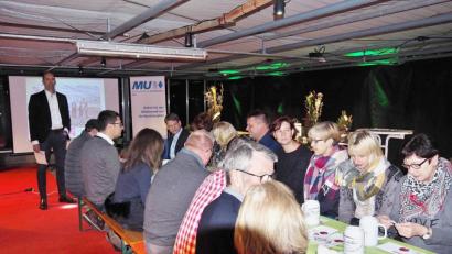 Bild: Bühner
Mittelstandsunion-Kreisvorsitzender Harald Gollwitzer begrüßt
die Gäste mit einem Grundsatzreferat.