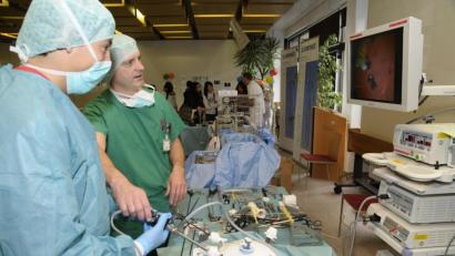 Bild: Karin Wilck
Trotz finanzieller Engpässe soll die Qualität der medizinischen Leistungen an der Kliniken AG nicht leiden.