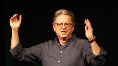 Bild: Hirsch
Neuer Titel, altes Format: Günter Grünwald trat vor 1000 Besuchern in der Oberpfalzhalle auf.