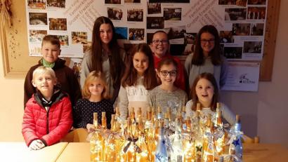 Bild: exb
Die Bürger waren im Vorfeld des Weihnachtsmarktes fleißig.