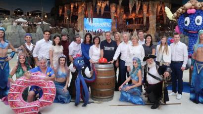 Bild: Kunz
Europa-Park Inhaberfamilie Mack eröffnete am Donnerstag zusammen mit Bundestrainer Joachim Löw und Schwimmlegende Franziska von Almsick die neue Wasserwelt "Rulantica".