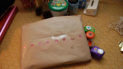 Bild: agentur_dpa
Geschenke verpacken, Termine erledigen ...Weihnachtszeit ist oft hecktisch und alles andere als "staad".