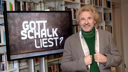 Bild: Sven Hoppe/dpa
Thomas Gottschalk präsentiert bei einer Pressekonferenz seine Sendung "Gottschalk liest?".