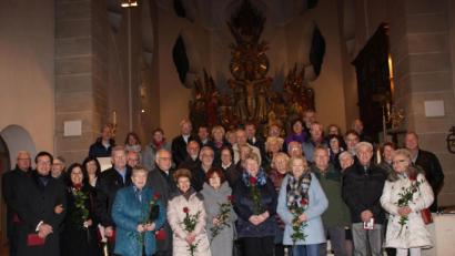 Bild: ads
22 Jubelpaare nutzen das Angebot der Pfarrei Heiligen Familie, ihr Ehejubiläum gemeinsam zu feiern und sich für viele weitere Jahre den kirchlichen Segen geben zu lassen.