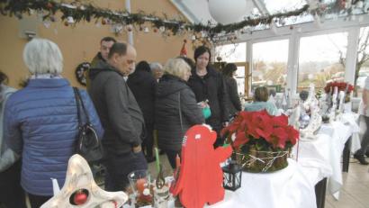 Bild: myd
Kreative Weihnachtsdekoration gibt es beim Adventsmarkts im Gmünder Seniorenheim zu bestaunen