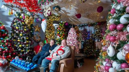 Bild: Lucas Bäuml
Familie Jeromin hat sich ein Weihnachtswunderland in seinen Wohnräumen geschaffen.