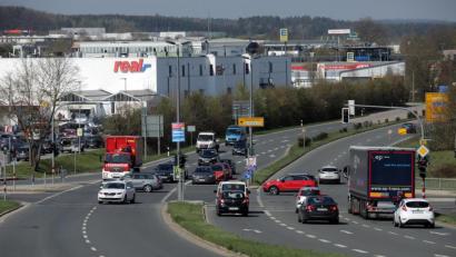 Bild: Wolfgang Steinbacher
Die Pflegerkreuzung stößt nach Aussage der Verkehrsplaner schon bald an ihre Belastungsgrenze. Doch Chicago ist Geschichte, der Ausbau wird wohl deutlich schlichter ausfallen.