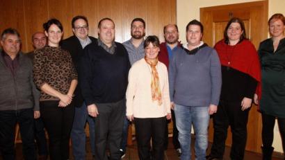 Bild: Hirsch
Der Gründungsvorstand der "Christlichen Wählergemeinschaft" (von links): Edwin Deichl, Rudolf Birner, Christina Bauer, Jürgen Neuber, Manfred Wendl, Werner Forster, Lucia Mois, Peter Bauer, Christian Süß, Bianca Stengl und Bettina Bihler.